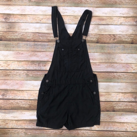 Aritzia (TNA) Senyru Romper Shortalls - Picture 2 of 5